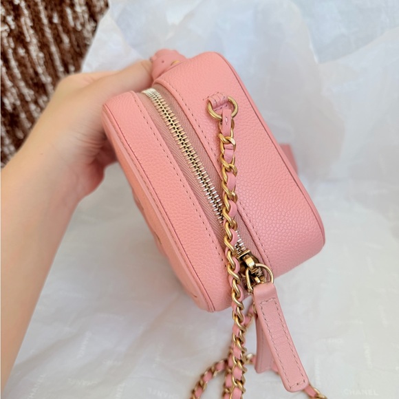 Chanel Pink vanity case bag with handle Handbag - Picture 5 of 11